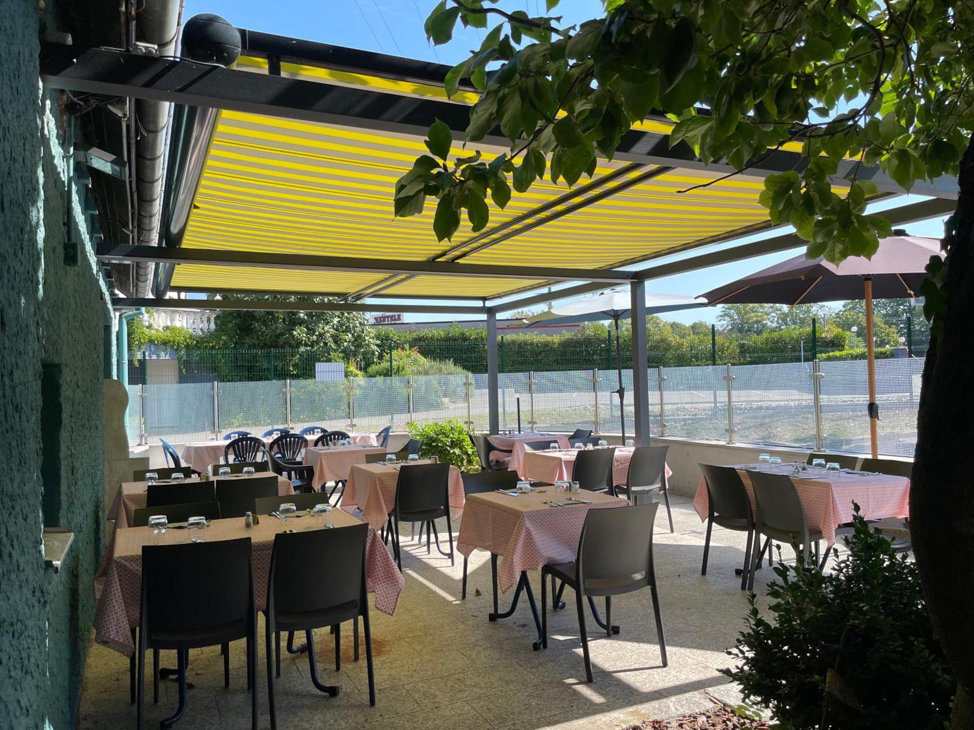Restaurant Kyriad Mulhouse Nord Hotel 3*